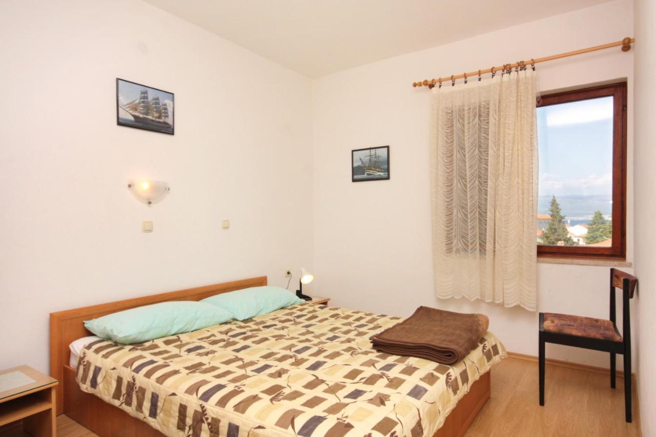 Double Room Vrbnik 5301B Exteriör bild